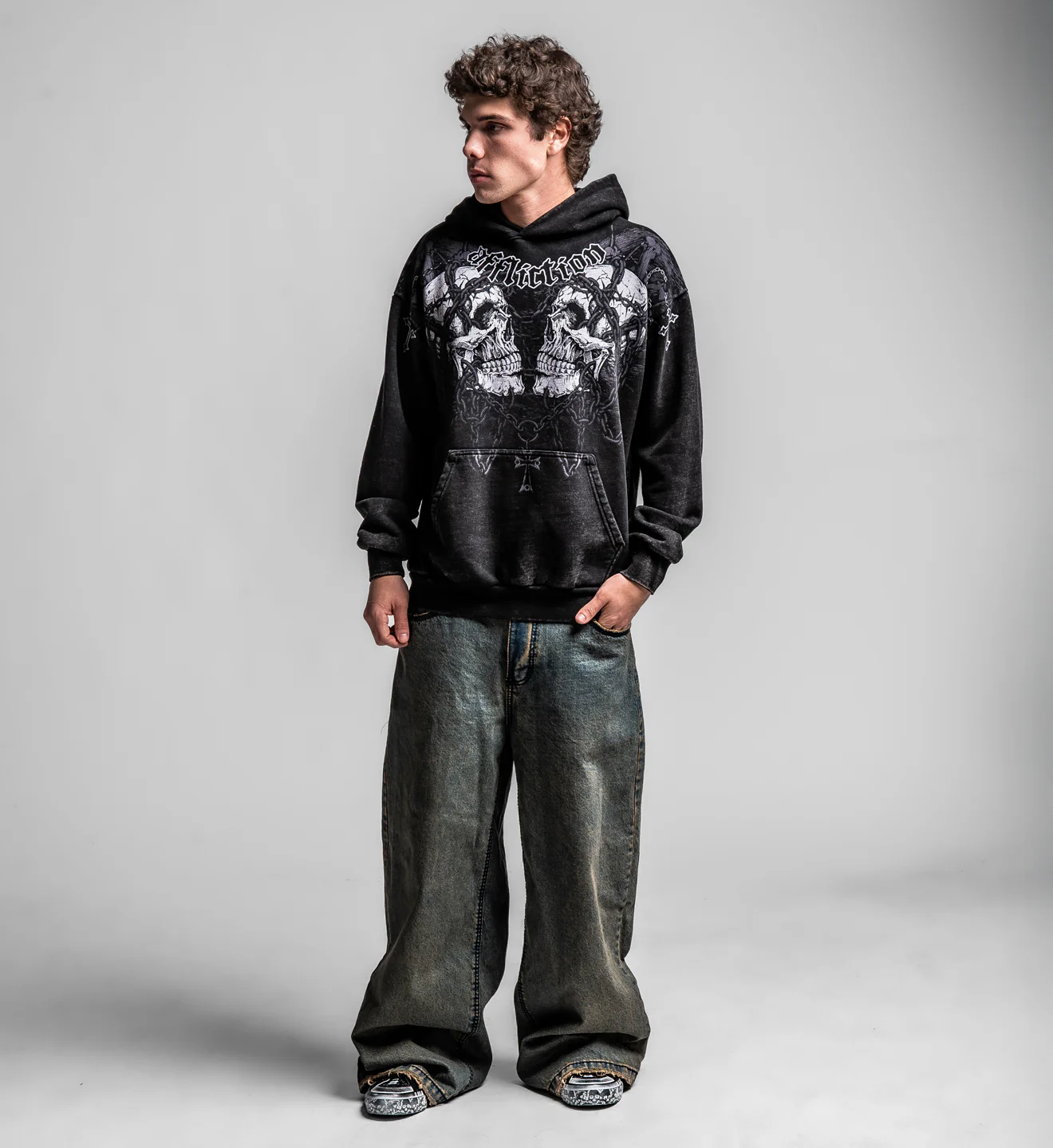 Chained Saint Thorns Hood - Image 4