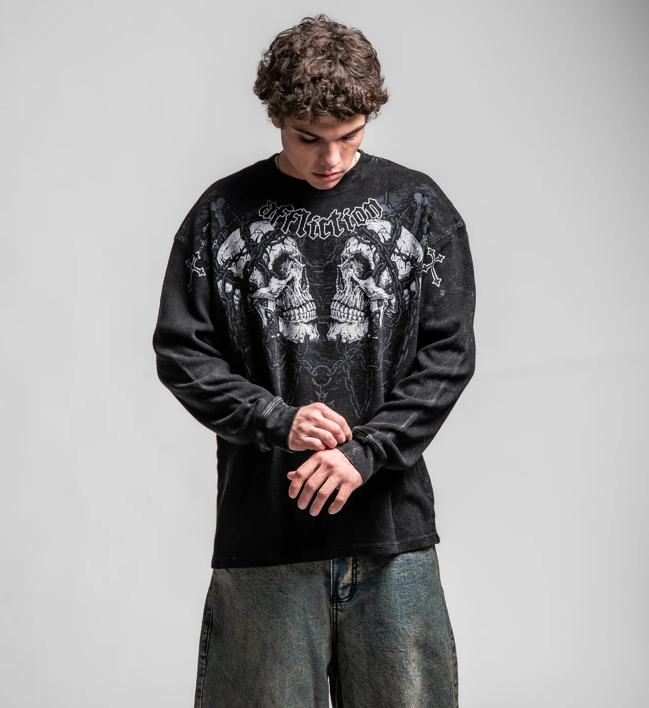 Chained Saint Thorns LS Thermal - Image 17