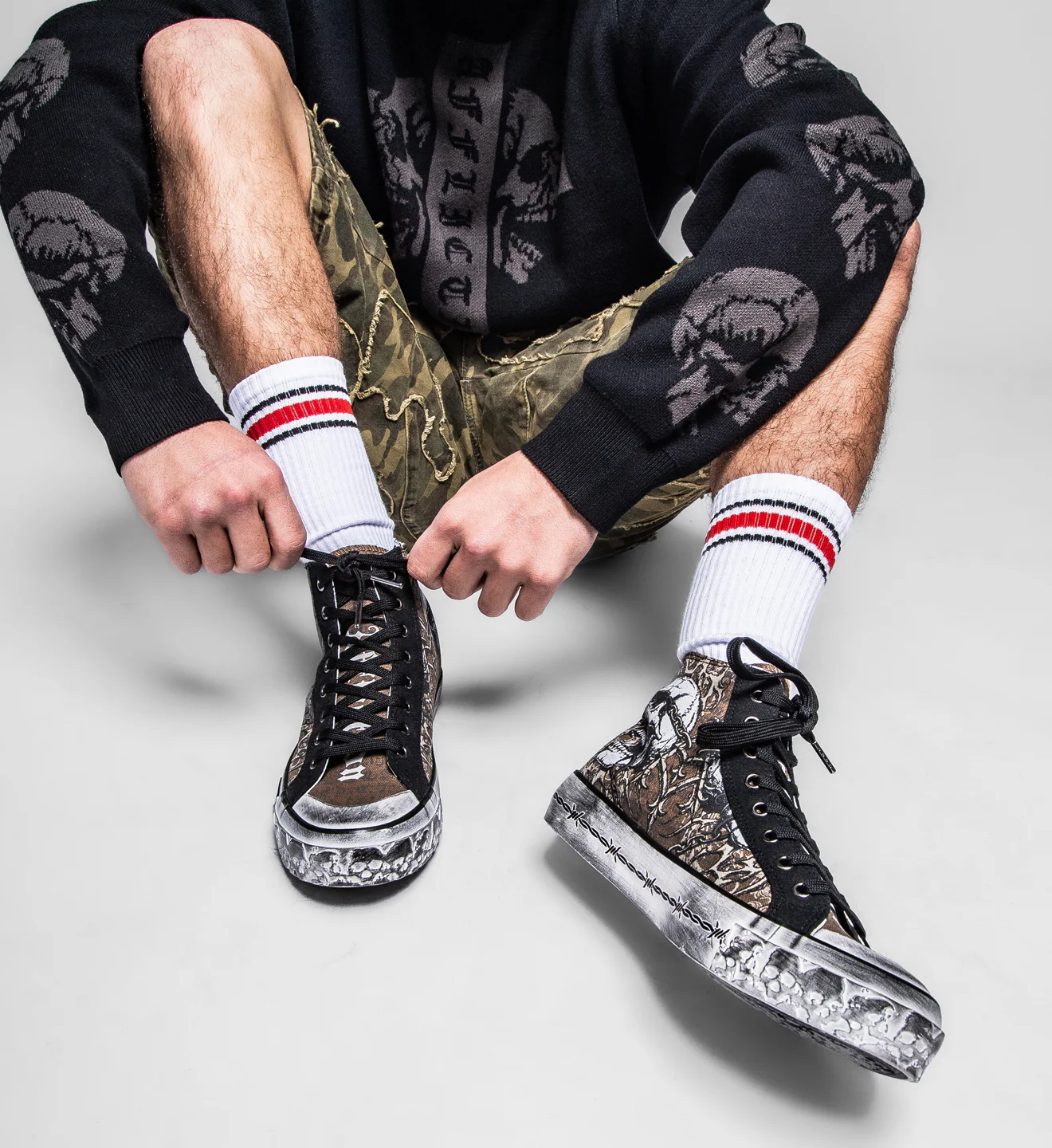 Collapse Hi-Top Shoe - Image 13