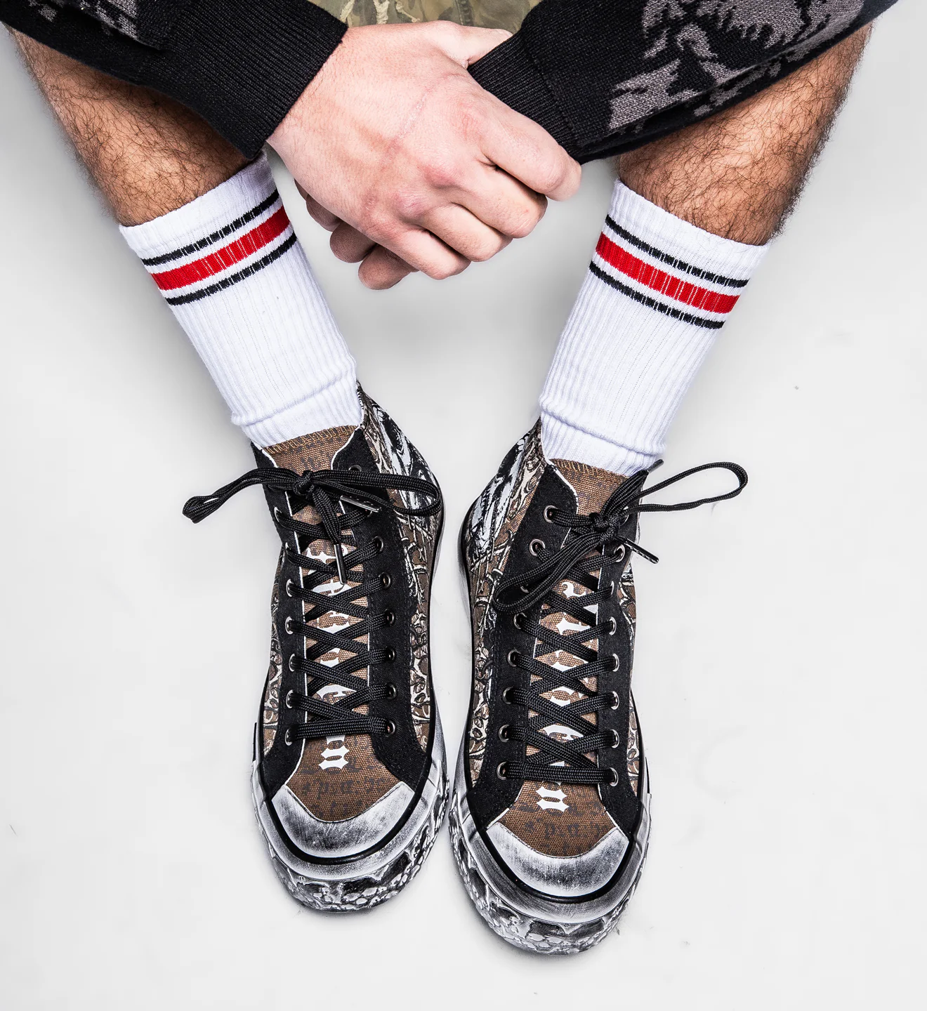 Collapse Hi-Top Shoe - Image 14