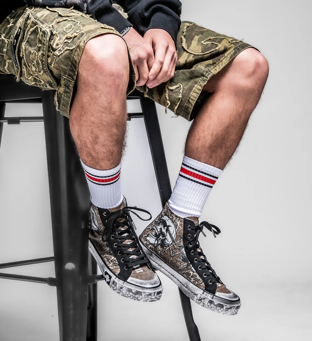 Collapse Hi-Top Shoe - Image 16