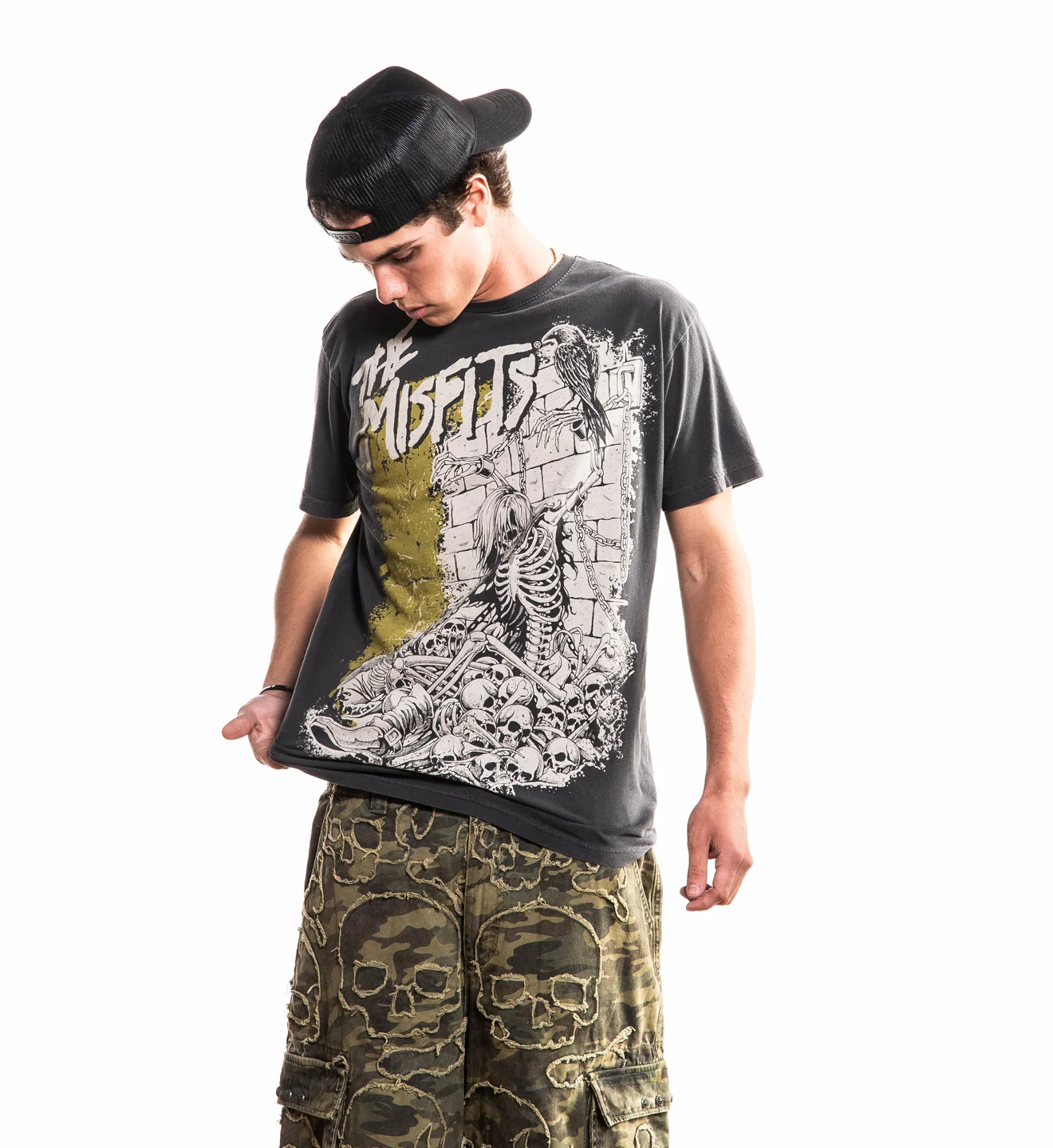 Misfits Shackles Tee - Image 5