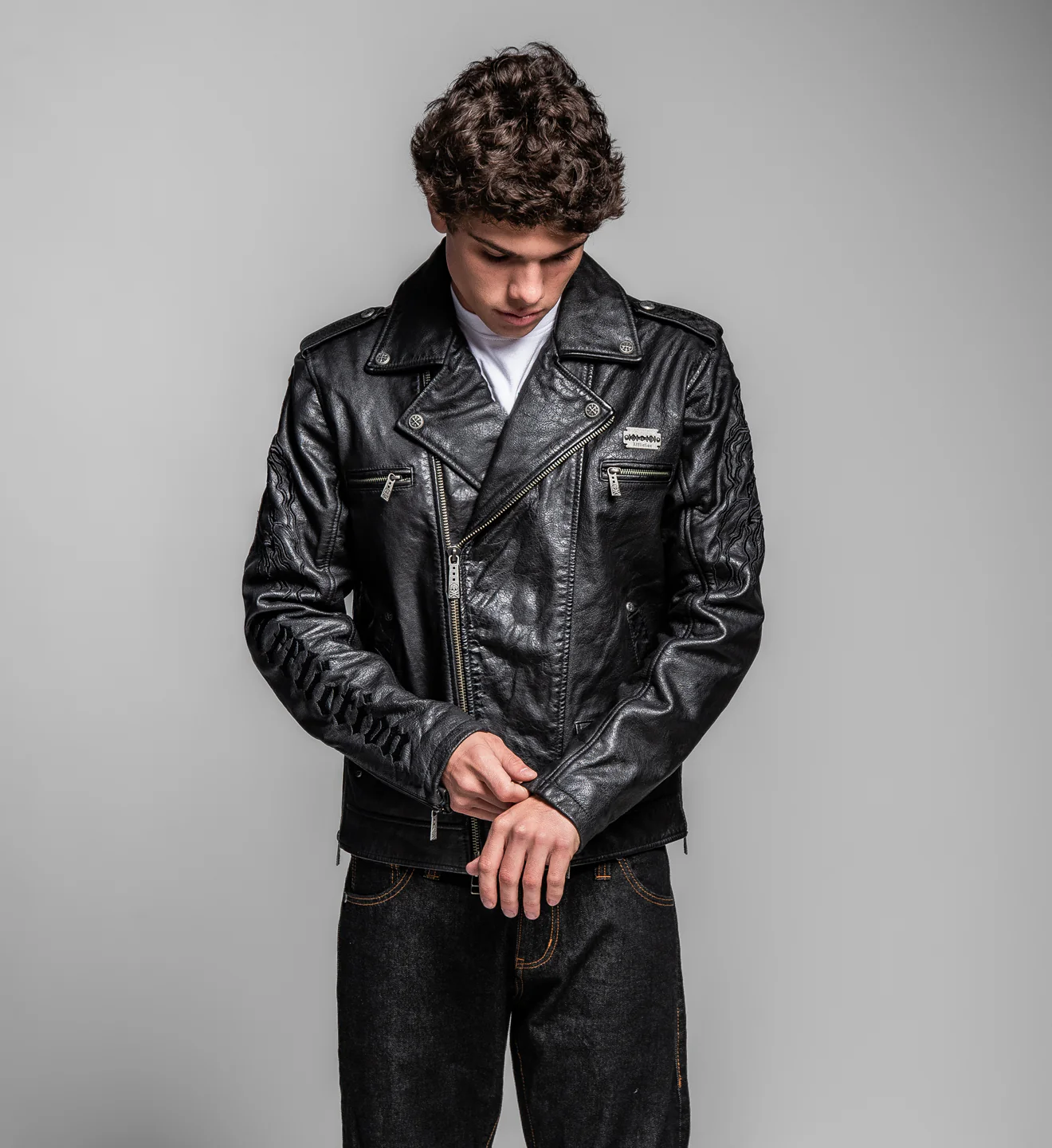 Screaming Roots Jacket - Image 11