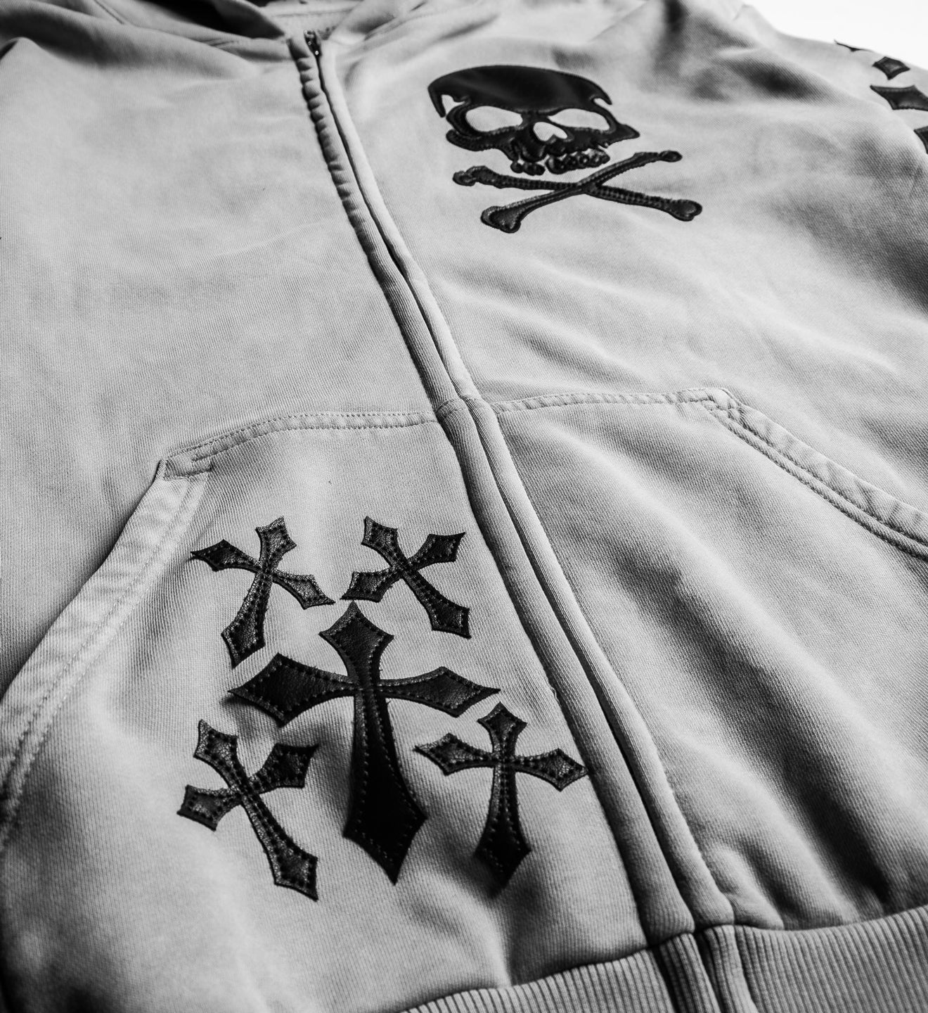 Tompson Zip-Up Hood - Image 26