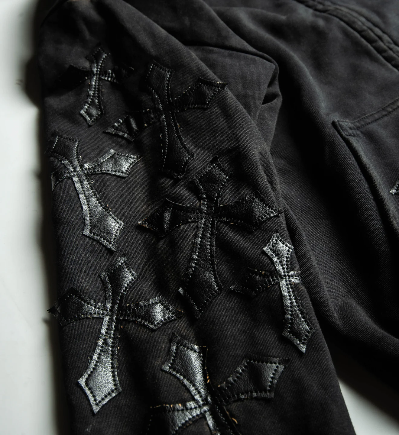 Tompson Zip-Up Hood - Image 9