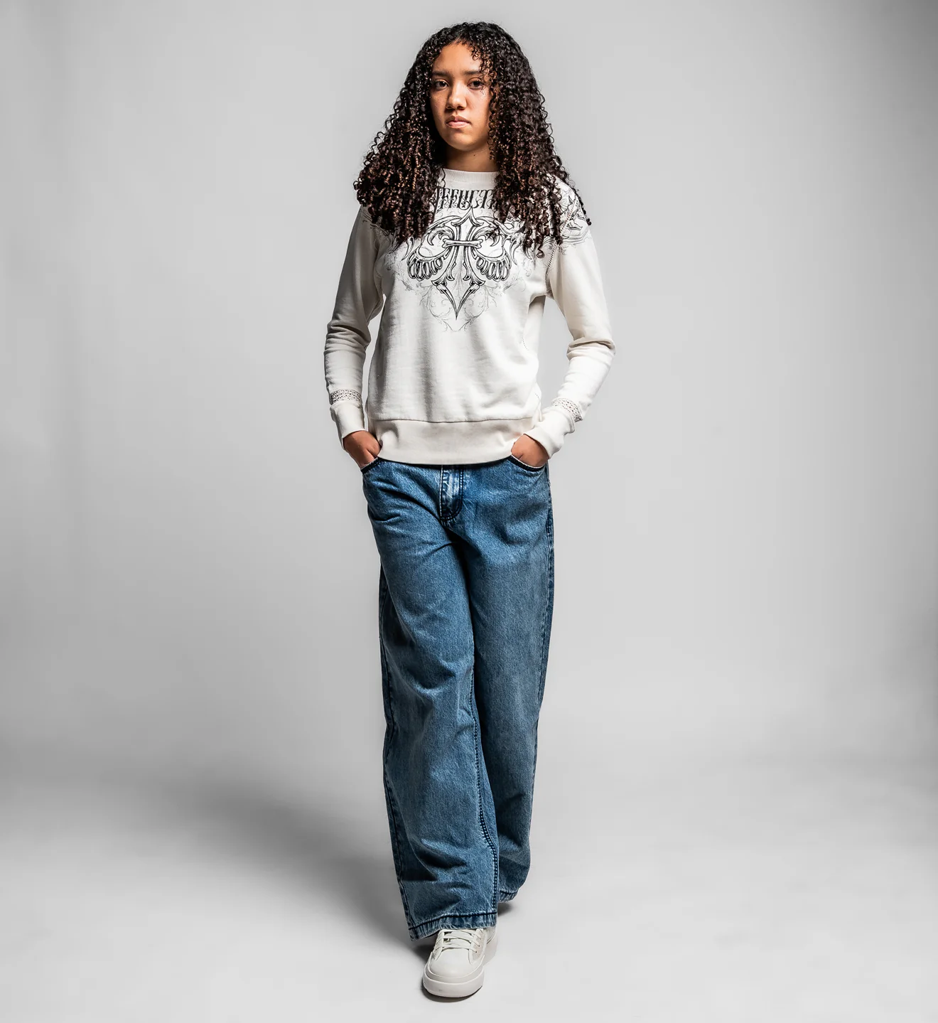 Vertibrate LS Crewneck - Image 8