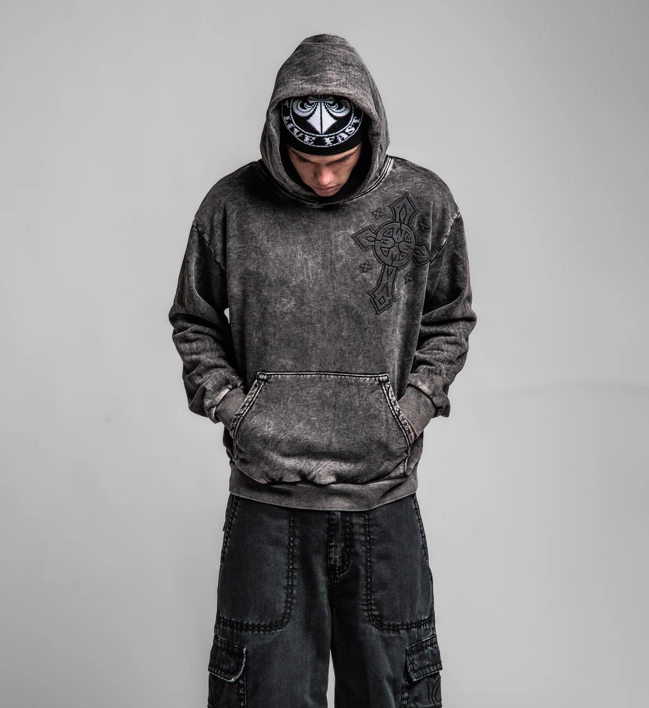 Vesper LS Oversized Po Hood - Image 8